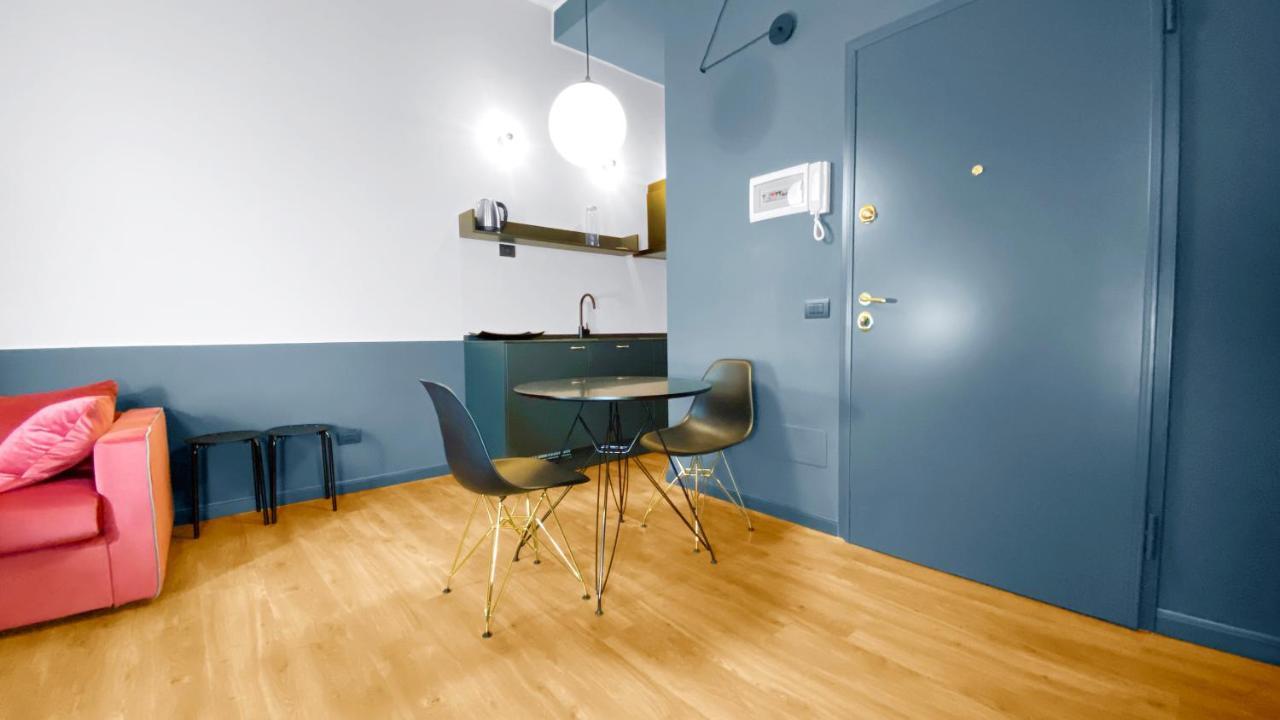 Bnb Capital Milano Central Station - Red Bagian luar foto